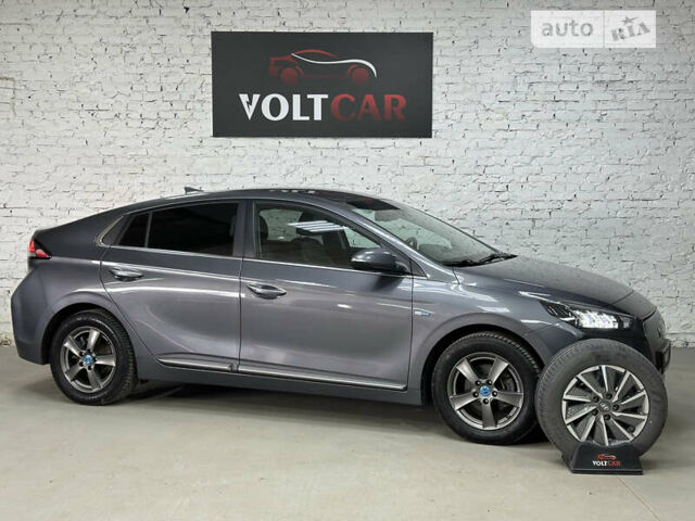 Сірий Хендай Ioniq Electric, об'ємом двигуна 0 л та пробігом 132 тис. км за 17600 $, фото 1 на Automoto.ua