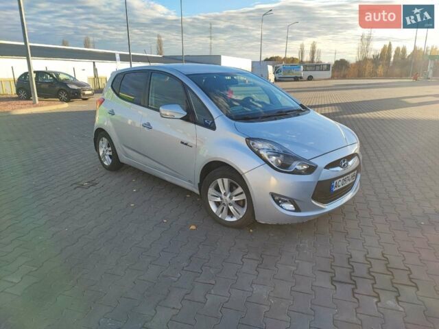 Сірий Хендай ix20, об'ємом двигуна 1.4 л та пробігом 210 тис. км за 6000 $, фото 1 на Automoto.ua