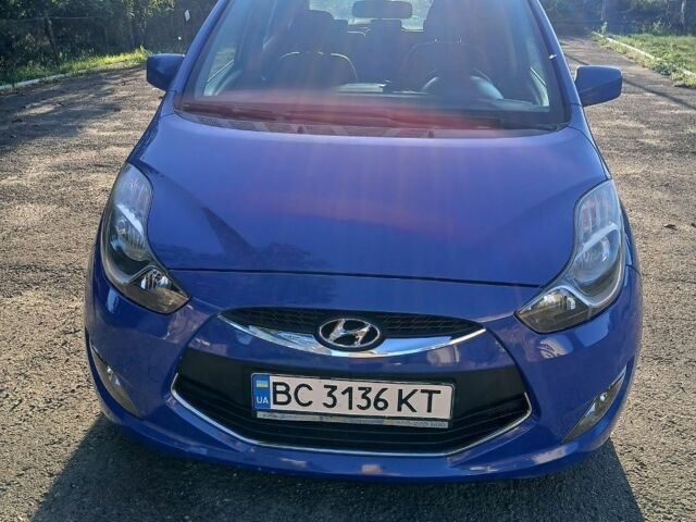 Синий Хендай ix20, объемом двигателя 1.4 л и пробегом 217 тыс. км за 6200 $, фото 1 на Automoto.ua