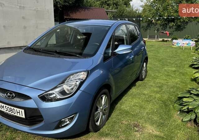 Синий Хендай ix20, объемом двигателя 1.4 л и пробегом 232 тыс. км за 8300 $, фото 1 на Automoto.ua