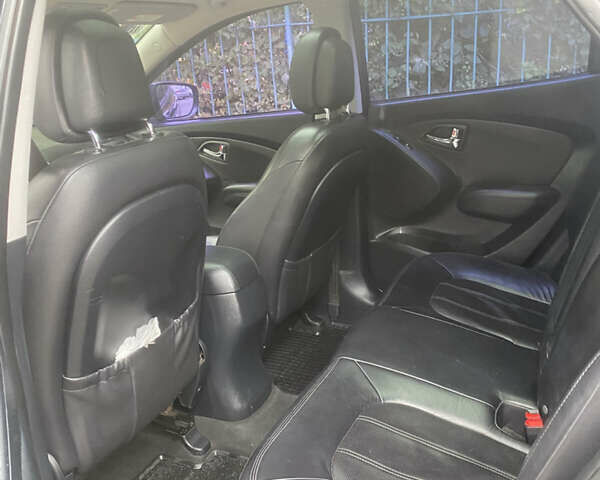 Хендай их35 2010 в Одессе на Automoto.ua Черный Хендай их35, объемом двигателя 2 л и пробегом 135 тыс. км за 10500 $, фото 1 на Automoto.ua