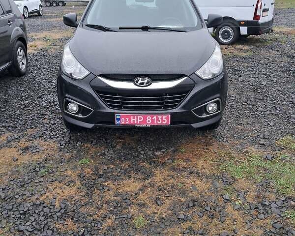 Чорний Хендай іх35, об'ємом двигуна 1.7 л та пробігом 167 тис. км за 10900 $, фото 1 на Automoto.ua