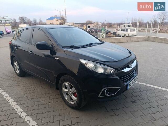 Чорний Хендай іх35, об'ємом двигуна 1.7 л та пробігом 257 тис. км за 11850 $, фото 1 на Automoto.ua