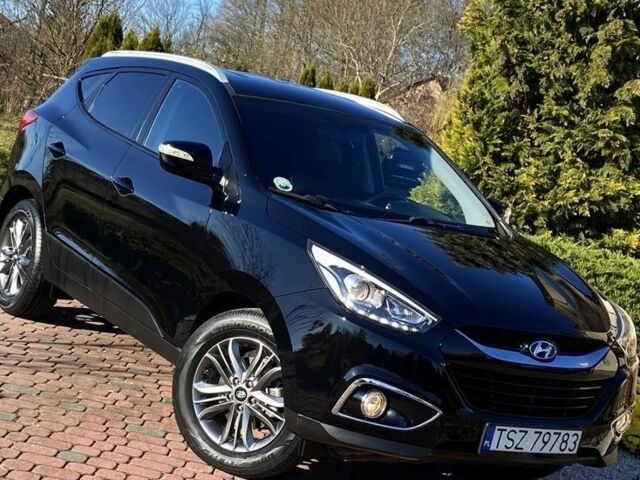 Черный Хендай их35, объемом двигателя 1.7 л и пробегом 189 тыс. км за 8900 $, фото 1 на Automoto.ua