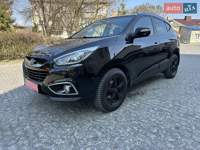 Черный Хендай их35, объемом двигателя 2 л и пробегом 175 тыс. км за 16600 $, фото 1 на Automoto.ua