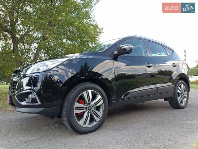 Черный Хендай их35, объемом двигателя 2 л и пробегом 207 тыс. км за 15750 $, фото 1 на Automoto.ua