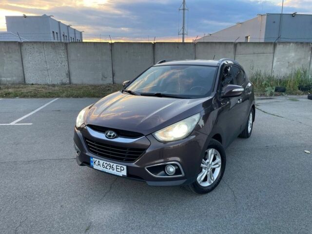 Хендай их35 2011 в Киеве на Automoto.ua Коричневый Хендай их35, объемом двигателя 2 л и пробегом 342 тыс. км за 11000 $, фото 1 на Automoto.ua