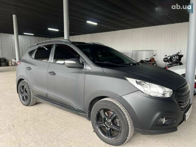 Хендай их35, объемом двигателя 2 л и пробегом 230 тыс. км за 9550 $, фото 1 на Automoto.ua