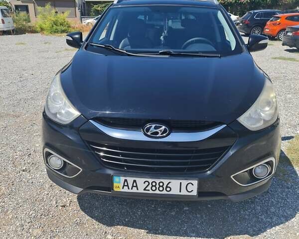 Хендай их35, объемом двигателя 2 л и пробегом 288 тыс. км за 11500 $, фото 1 на Automoto.ua