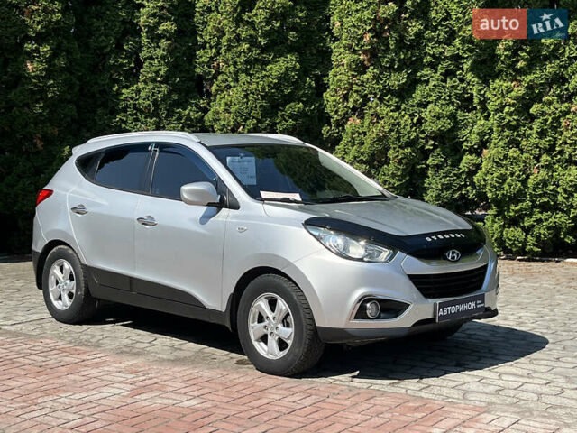 Сірий Хендай іх35, об'ємом двигуна 2 л та пробігом 307 тис. км за 11000 $, фото 1 на Automoto.ua