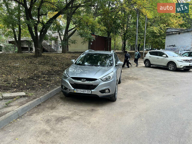 Сірий Хендай іх35, об'ємом двигуна 2 л та пробігом 156 тис. км за 11999 $, фото 1 на Automoto.ua