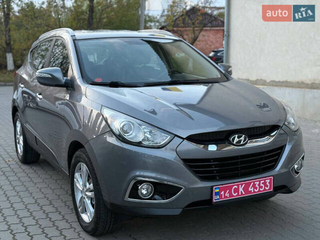 Сірий Хендай іх35, об'ємом двигуна 1.7 л та пробігом 209 тис. км за 11799 $, фото 1 на Automoto.ua