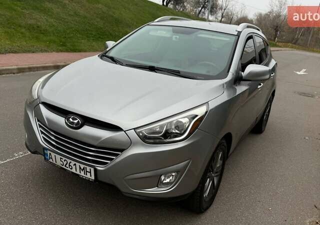 Серый Хендай их35, объемом двигателя 2.4 л и пробегом 127 тыс. км за 11650 $, фото 1 на Automoto.ua