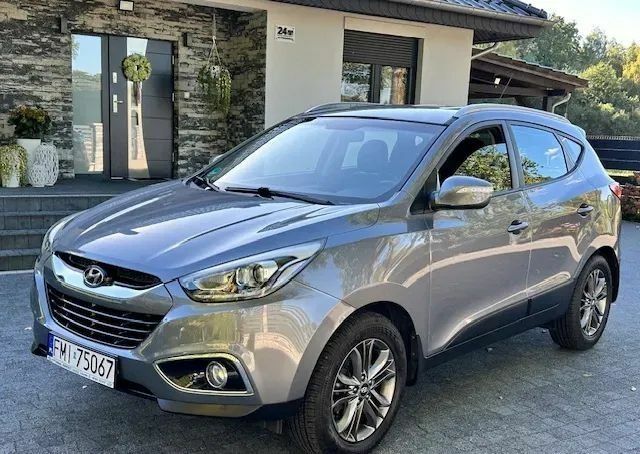 Серый Хендай их35, объемом двигателя 1.7 л и пробегом 119 тыс. км за 8800 $, фото 1 на Automoto.ua