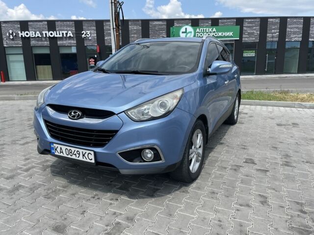 Синій Хендай іх35, об'ємом двигуна 2 л та пробігом 139 тис. км за 12800 $, фото 1 на Automoto.ua