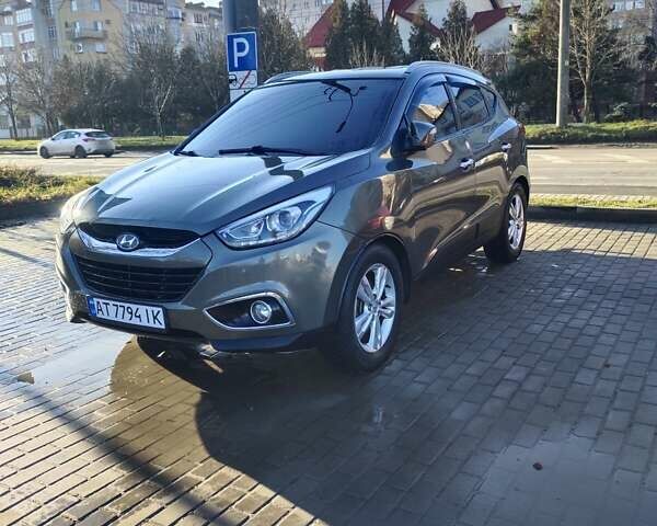 Зелений Хендай іх35, об'ємом двигуна 2 л та пробігом 188 тис. км за 10999 $, фото 1 на Automoto.ua