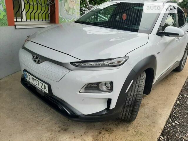 Білий Хендай Kona, об'ємом двигуна 0 л та пробігом 34 тис. км за 24500 $, фото 1 на Automoto.ua