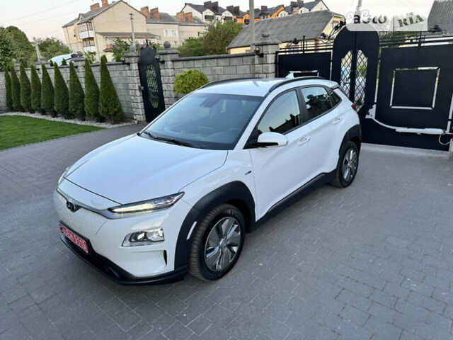 Білий Хендай Kona, об'ємом двигуна 0 л та пробігом 92 тис. км за 17200 $, фото 1 на Automoto.ua