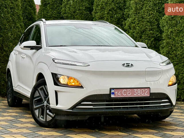 Білий Хендай Kona, об'ємом двигуна 0 л та пробігом 23 тис. км за 16900 $, фото 1 на Automoto.ua