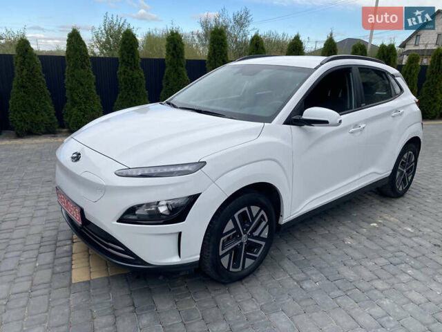 Білий Хендай Kona, об'ємом двигуна 0 л та пробігом 35 тис. км за 15500 $, фото 1 на Automoto.ua