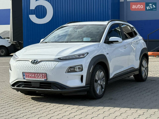Білий Хендай Kona, об'ємом двигуна 0 л та пробігом 55 тис. км за 19950 $, фото 1 на Automoto.ua