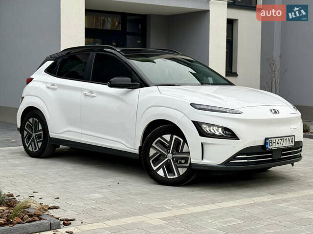Білий Хендай Kona, об'ємом двигуна 0 л та пробігом 28 тис. км за 18700 $, фото 1 на Automoto.ua