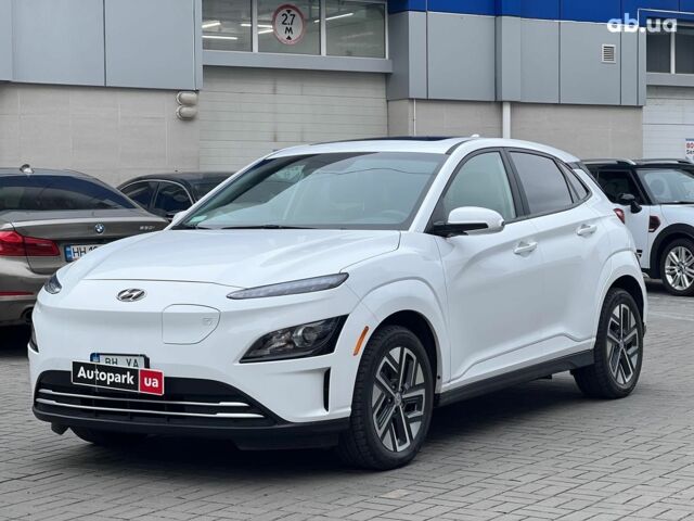 Білий Хендай Kona, об'ємом двигуна 1 л та пробігом 30 тис. км за 23990 $, фото 1 на Automoto.ua