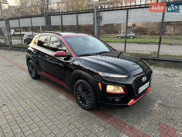 Черный Хендай Kona, объемом двигателя 2 л и пробегом 80 тыс. км за 11200 $, фото 1 на Automoto.ua