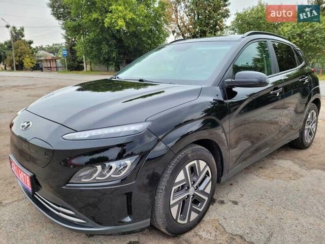 Черный Хендай Kona, объемом двигателя 0 л и пробегом 97 тыс. км за 19300 $, фото 1 на Automoto.ua