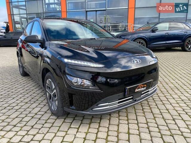Чорний Хендай Kona, об'ємом двигуна 0 л та пробігом 5 тис. км за 21000 $, фото 1 на Automoto.ua