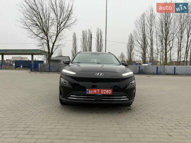 Черный Хендай Kona, объемом двигателя 0 л и пробегом 74 тыс. км за 20900 $, фото 1 на Automoto.ua