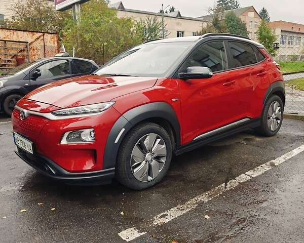 Червоний Хендай Kona, об'ємом двигуна 0 л та пробігом 40 тис. км за 20900 $, фото 1 на Automoto.ua