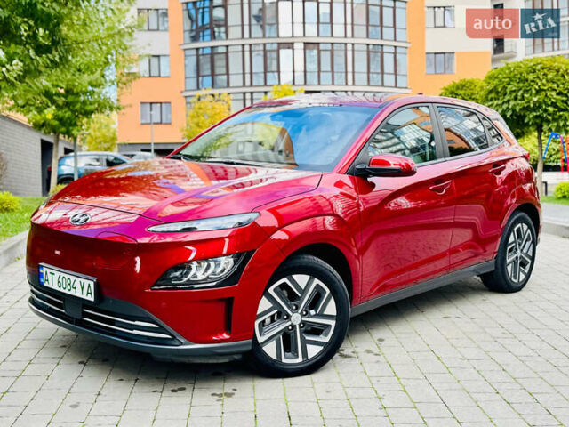 Червоний Хендай Kona, об'ємом двигуна 0 л та пробігом 100 тис. км за 20900 $, фото 1 на Automoto.ua
