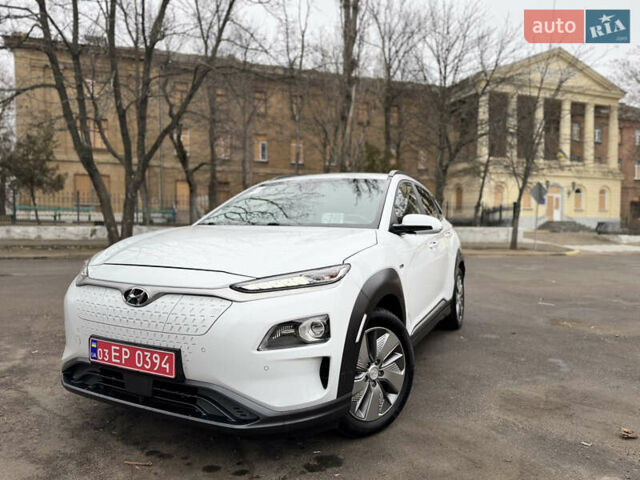 Хендай Kona, объемом двигателя 0 л и пробегом 139 тыс. км за 16650 $, фото 1 на Automoto.ua