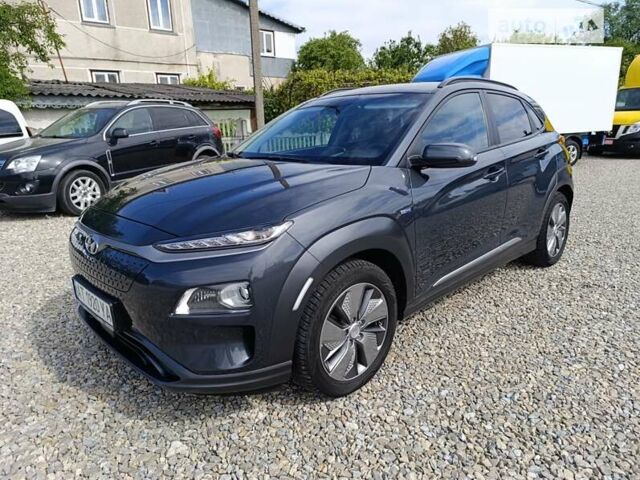 Сірий Хендай Kona, об'ємом двигуна 0 л та пробігом 104 тис. км за 18300 $, фото 1 на Automoto.ua