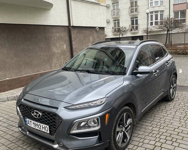 Серый Хендай Kona, объемом двигателя 1.59 л и пробегом 72 тыс. км за 15500 $, фото 1 на Automoto.ua