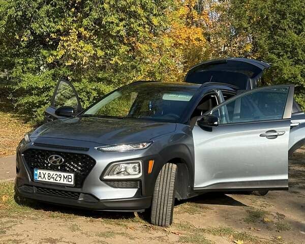 Хендай Kona 2018 в Харькове на Automoto.ua Серый Хендай Kona, объемом двигателя 2 л и пробегом 110 тыс. км за 14500 $, фото 1 на Automoto.ua
