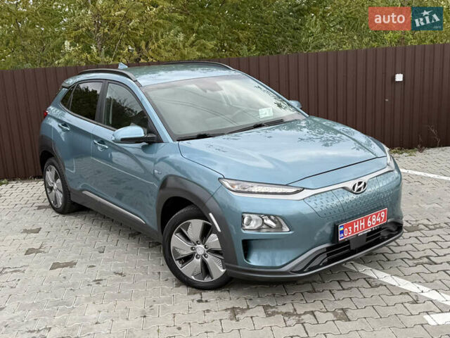 Серый Хендай Kona, объемом двигателя 0 л и пробегом 127 тыс. км за 17650 $, фото 1 на Automoto.ua