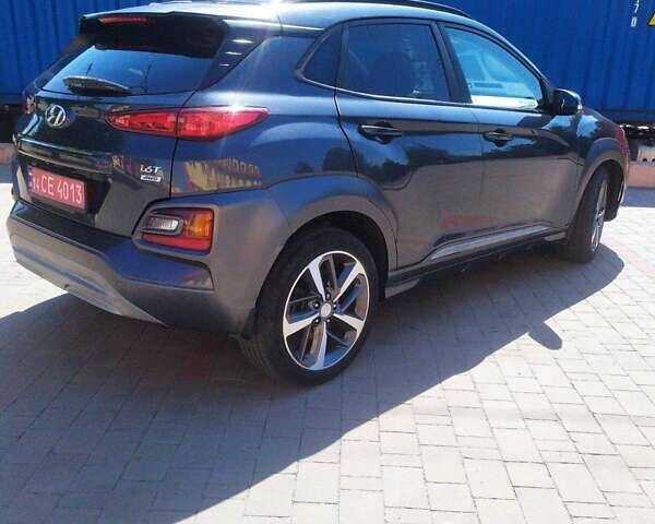 Серый Хендай Kona, объемом двигателя 1.6 л и пробегом 77 тыс. км за 15500 $, фото 1 на Automoto.ua