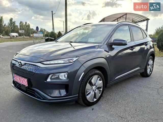 Серый Хендай Kona, объемом двигателя 0 л и пробегом 108 тыс. км за 18600 $, фото 1 на Automoto.ua