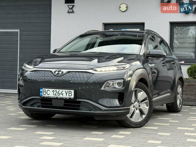 Серый Хендай Kona, объемом двигателя 0 л и пробегом 56 тыс. км за 19700 $, фото 1 на Automoto.ua