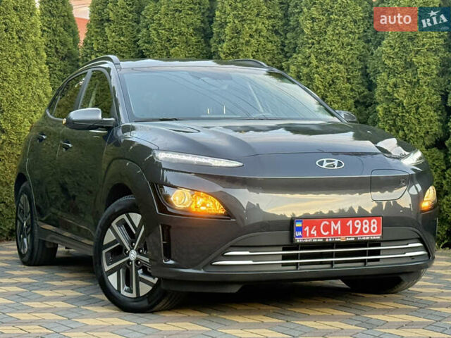 Сірий Хендай Kona, об'ємом двигуна 0 л та пробігом 19 тис. км за 18200 $, фото 1 на Automoto.ua