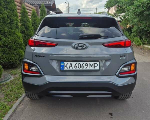 Серый Хендай Kona, объемом двигателя 1.6 л и пробегом 50 тыс. км за 16900 $, фото 1 на Automoto.ua