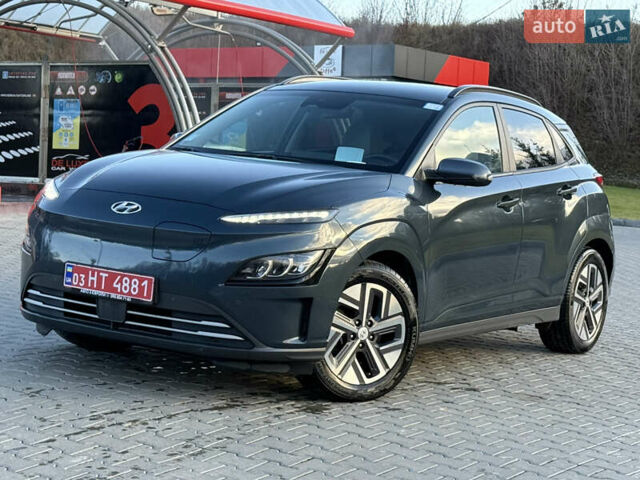 Сірий Хендай Kona, об'ємом двигуна 0 л та пробігом 63 тис. км за 22999 $, фото 1 на Automoto.ua