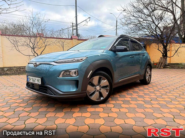 Синій Хендай Kona, об'ємом двигуна 0 л та пробігом 60 тис. км за 18000 $, фото 1 на Automoto.ua