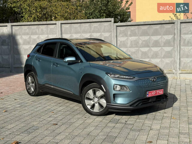 Синий Хендай Kona, объемом двигателя 0 л и пробегом 89 тыс. км за 16999 $, фото 1 на Automoto.ua