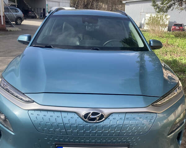 Синій Хендай Kona, об'ємом двигуна 0 л та пробігом 112 тис. км за 18993 $, фото 1 на Automoto.ua