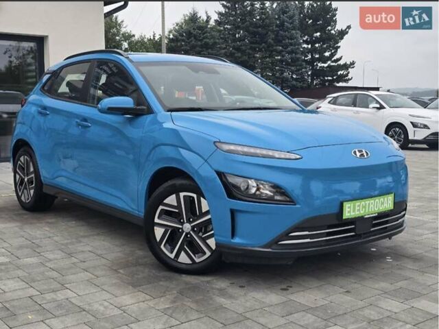 Синий Хендай Kona, объемом двигателя 0 л и пробегом 21 тыс. км за 17800 $, фото 1 на Automoto.ua