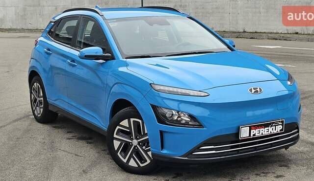 Синій Хендай Kona, об'ємом двигуна 0 л та пробігом 49 тис. км за 17750 $, фото 1 на Automoto.ua
