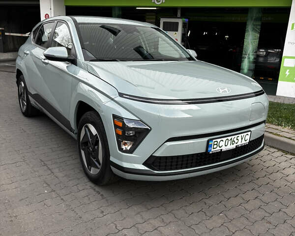 Зеленый Хендай Kona, объемом двигателя 0 л и пробегом 10 тыс. км за 25000 $, фото 1 на Automoto.ua